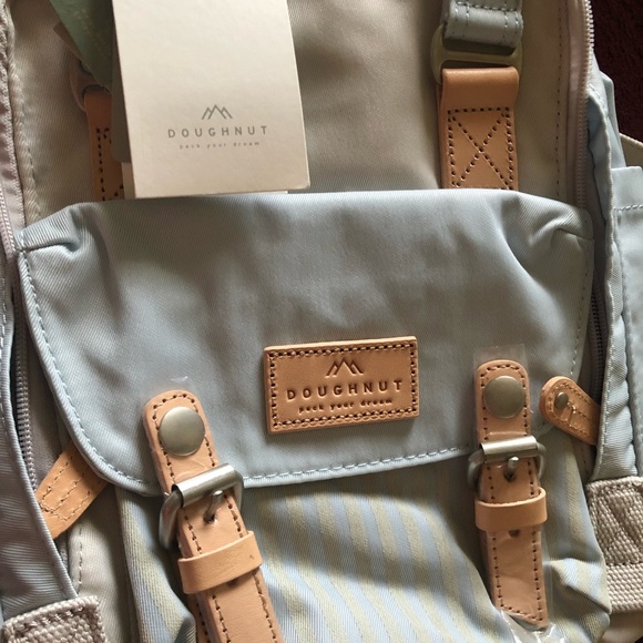 Authentic Doughnut mine backpack - Picture 8 of 9